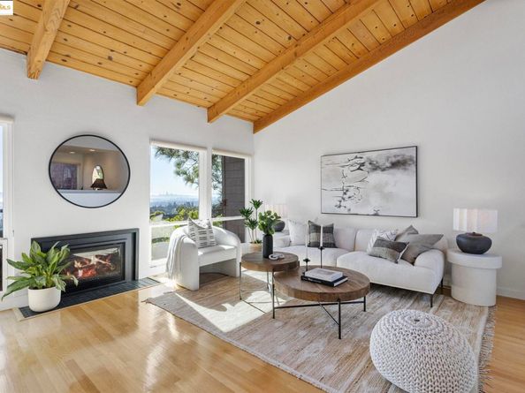 5 Sereno Cir, Oakland CA 94619