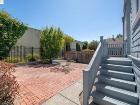 2714 Alcatraz Ave, Berkeley CA 94705