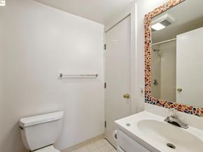 2714 Alcatraz Ave, Berkeley CA 94705