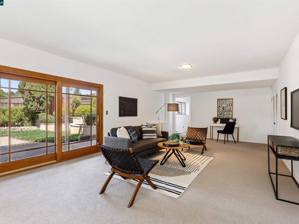 4051 Rhoda Ave, Oakland CA 94602