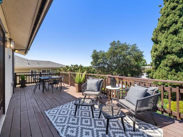 4051 Rhoda Ave, Oakland CA 94602