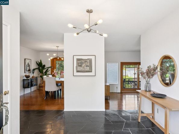 4051 Rhoda Ave, Oakland CA 94602