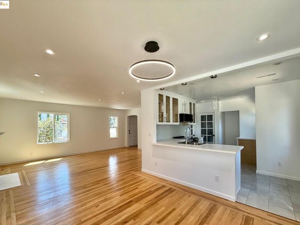 3601 Calafia Ave, Oakland CA 94605