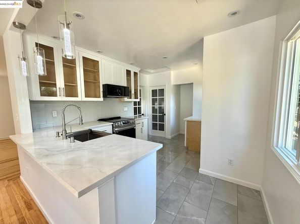3601 Calafia Ave, Oakland CA 94605