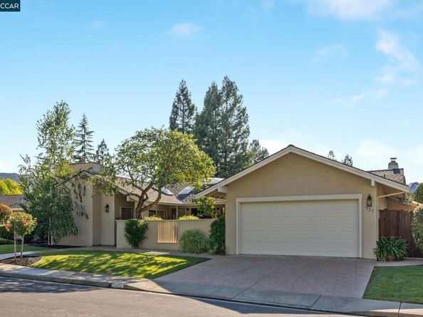 131 Clover Hill Court, Danville CA 94526