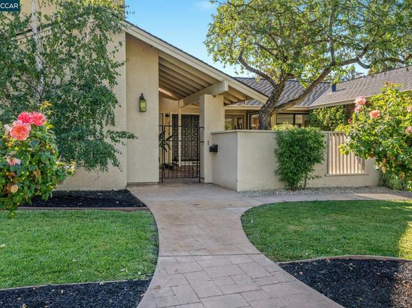 131 Clover Hill Court, Danville CA 94526