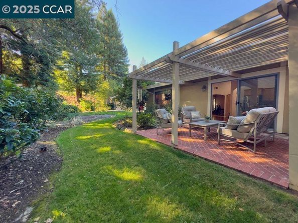2733 Ptarmigan Dr 2, Walnut Creek CA 94595