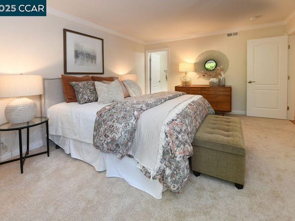 2733 Ptarmigan Dr 2, Walnut Creek CA 94595