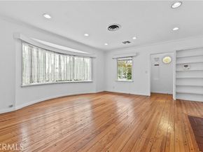 6301 Farmdale, North Hollywood (los Angeles) CA 91606