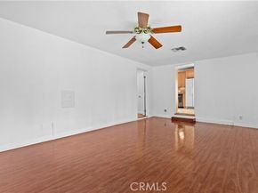 6301 Farmdale, North Hollywood (los Angeles) CA 91606