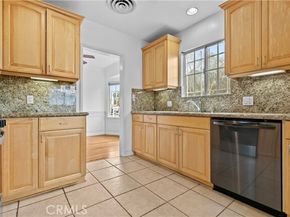 6301 Farmdale, North Hollywood (los Angeles) CA 91606