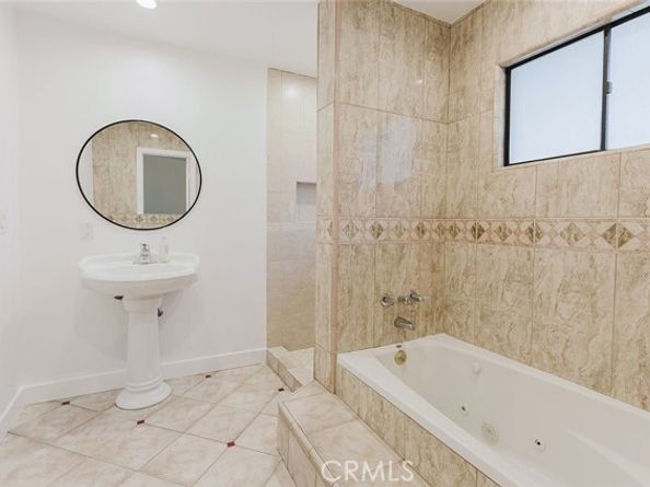 13631 Eldridge Avenue, Sylmar (los Angeles) CA 91342