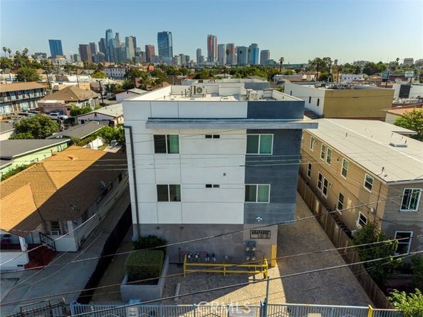 1700 Araphoe Street, Los Angeles CA 90006