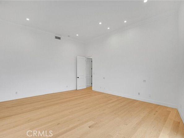 10050 Olivia Ter, Sun Valley (los Angeles) CA 91352