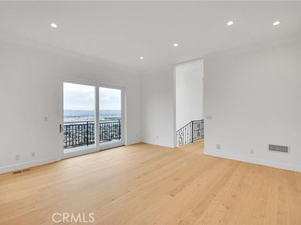 10050 Olivia Ter, Sun Valley (los Angeles) CA 91352