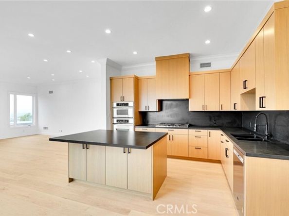 10050 Olivia Ter, Sun Valley (los Angeles) CA 91352