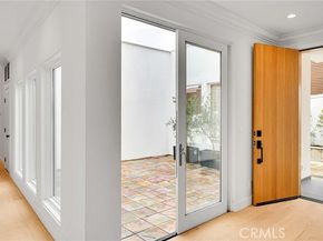 10050 Olivia Ter, Sun Valley (los Angeles) CA 91352