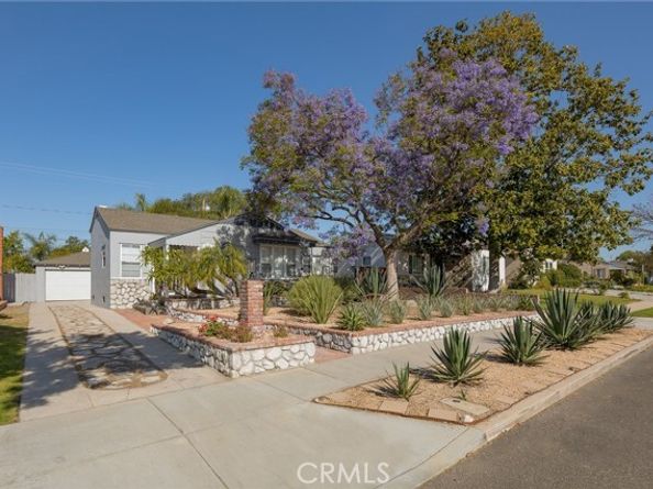 1739 N Niagara, Burbank CA 91505