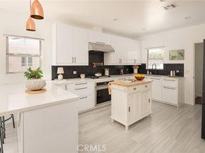 1739 N Niagara, Burbank CA 91505