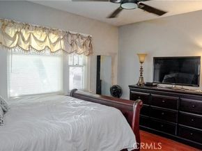 7319 Owensmouth Avenue, Canoga Park (los Angeles) CA 91303