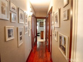 7319 Owensmouth Avenue, Canoga Park (los Angeles) CA 91303