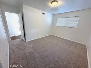 8735 Corbin Avenue, Northridge (los Angeles) CA 91324