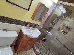 11223 Stagg, Sun Valley (los Angeles) CA 91352