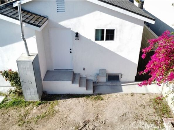 1402 E O, Wilmington (los Angeles) CA 90744