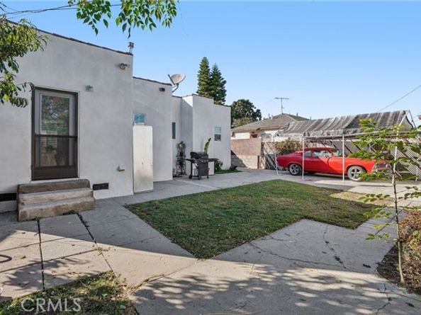 1710 N Van Ness, Compton CA 90221