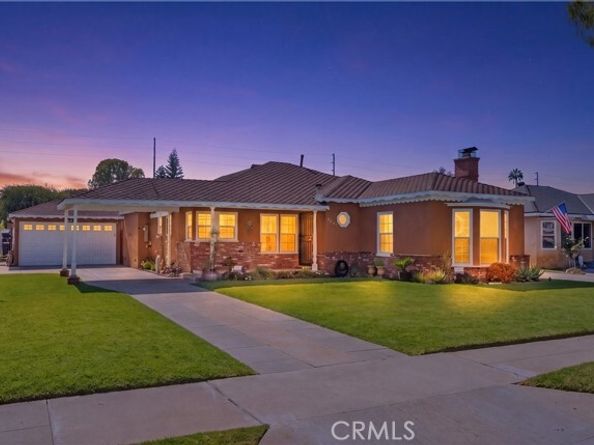 9946 Maple, Bellflower CA 90706