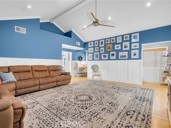 331 Walnut Street, Newport Beach CA 92663