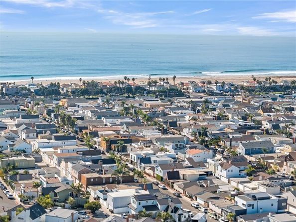 331 Walnut Street, Newport Beach CA 92663