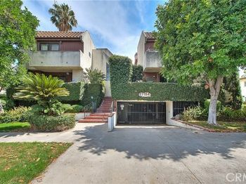 11154 Huston Street