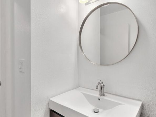 11154 Huston Street 7, North Hollywood (los Angeles) CA 91601
