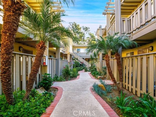3365 Santa Fe Avenue 88, Long Beach CA 90810
