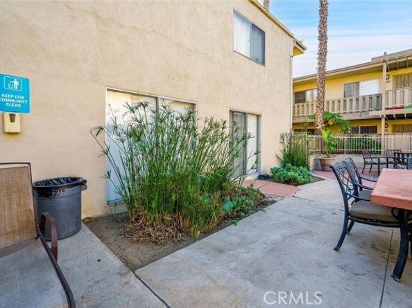 3365 Santa Fe Avenue 88, Long Beach CA 90810