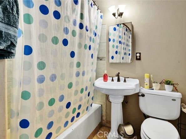 3365 Santa Fe Avenue 88, Long Beach CA 90810