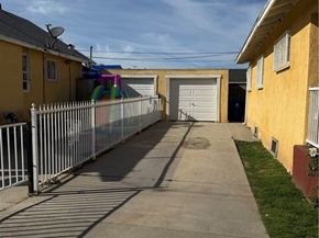 909 W Denni Street, Wilmington (los Angeles) CA 90744