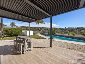 20 Flores, Lake Forest (el Toro) CA 92610