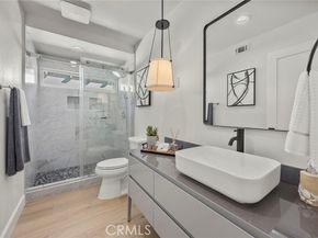 20 Flores, Lake Forest (el Toro) CA 92610