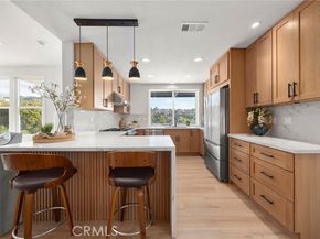 20 Flores, Lake Forest (el Toro) CA 92610