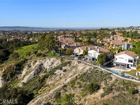 20 Flores, Lake Forest (el Toro) CA 92610