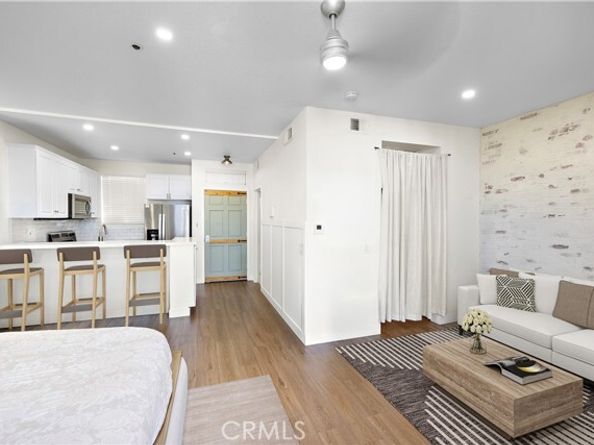20301 Bluffside 313, Huntington Beach CA 92646