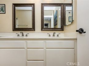 19431 Rue De Valore 59A, Lake Forest (el Toro) CA 92610