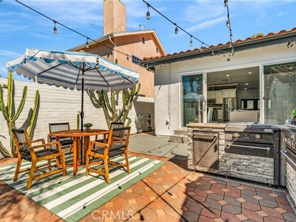 17908 Califa Street, Encino (los Angeles) CA 91316