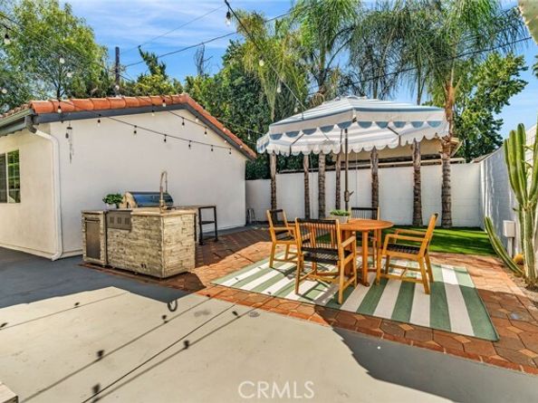 17908 Califa Street, Encino (los Angeles) CA 91316