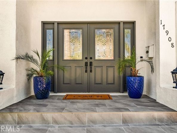 17908 Califa Street, Encino (los Angeles) CA 91316