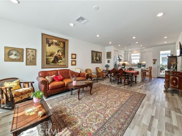 328 Adela, Lake Forest (el Toro) CA 92630