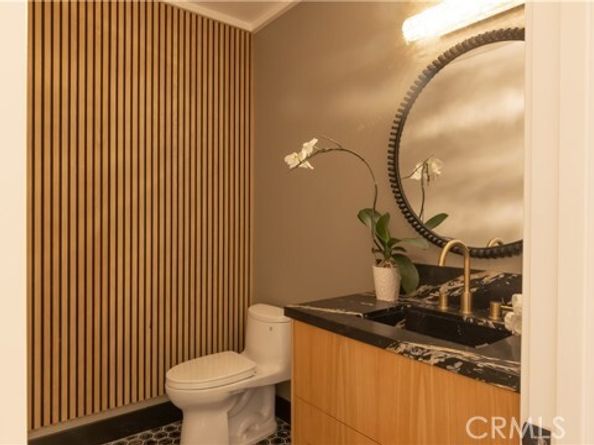 600 Powell Place, Newport Beach CA 92663