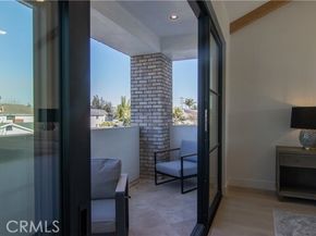 600 Powell Place, Newport Beach CA 92663